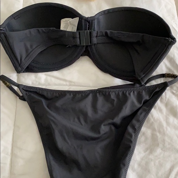 Strapless bikini, with cheeky bottoms - Picture 3 of 5